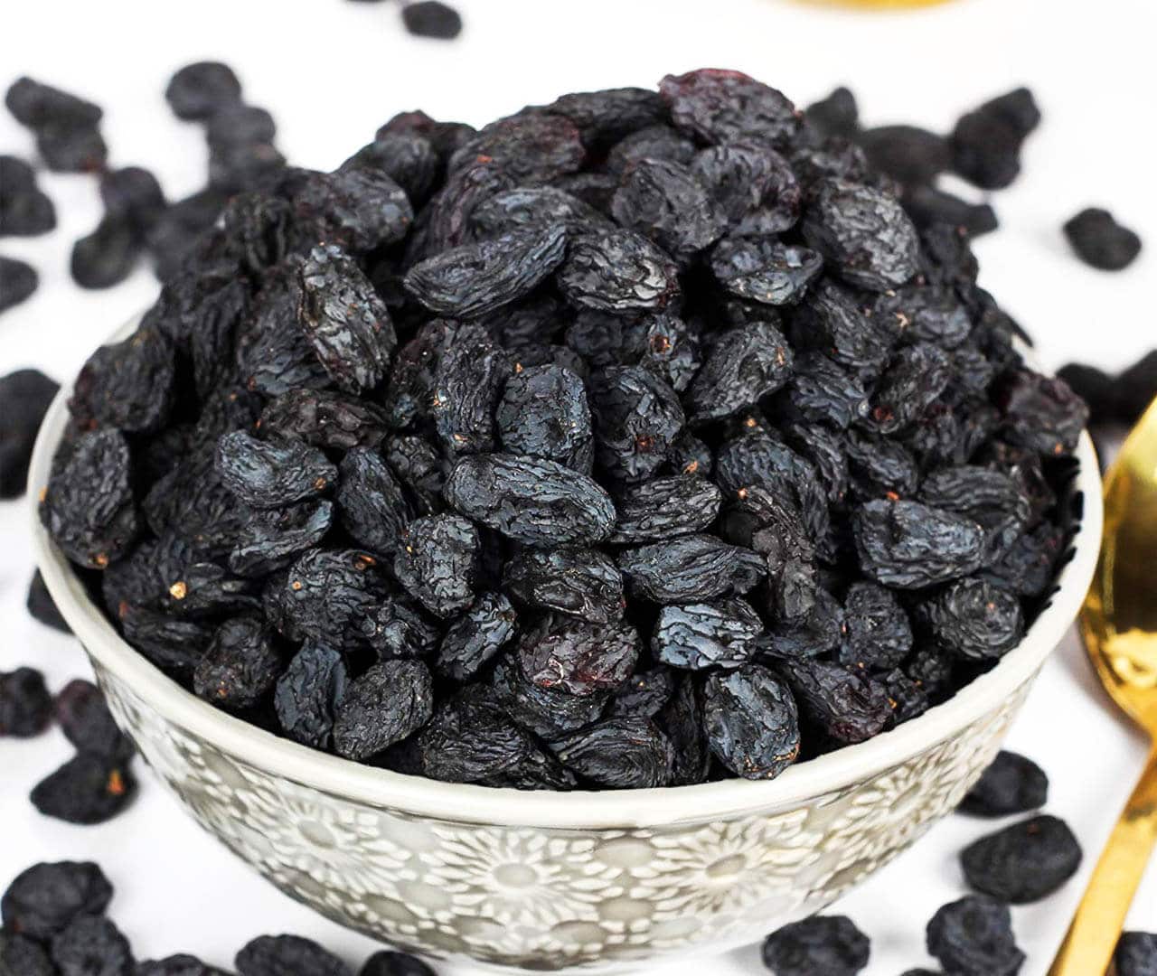 black-raisin